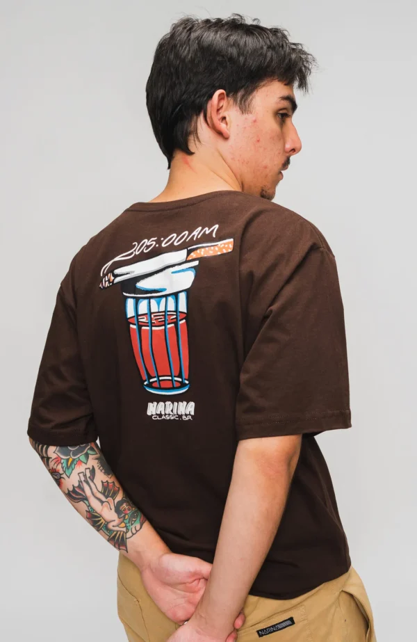 CAMISETA NARINA CAFEZIN NARINA SKATE - Imagem 5